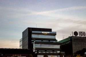AFP: Amazon anunţă investiţii de 16 miliarde de euro în Germania, în special în centre de date şi infrastructura AI